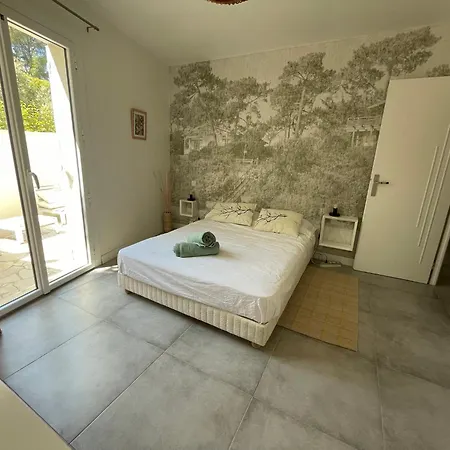 Azur 4 Pers - Parking - Terrasse - 10min Du Centre *
