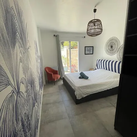 Azur 4 Pers - Parking - Terrasse - 10min Du Centre