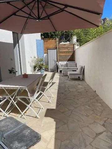 Azur 4 Pers - Parking - Terrasse - 10min Du Centre Apartman *